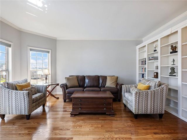 3926 Thompson Lake Drive, Buford, GA 30519