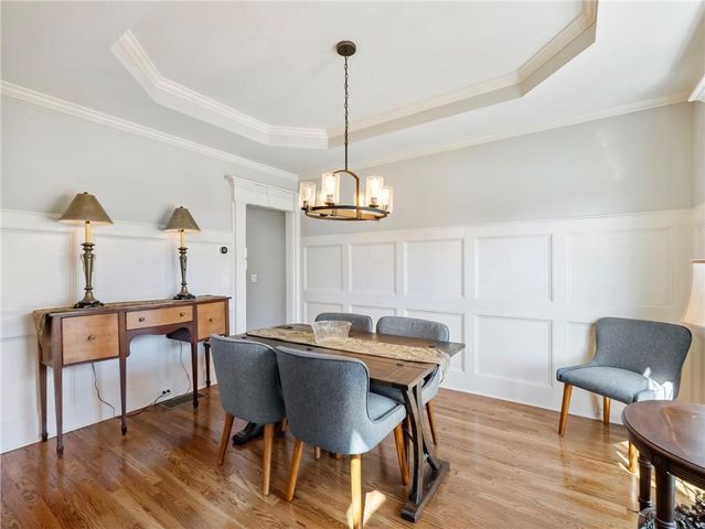 3926 Thompson Lake Drive, Buford, GA 30519