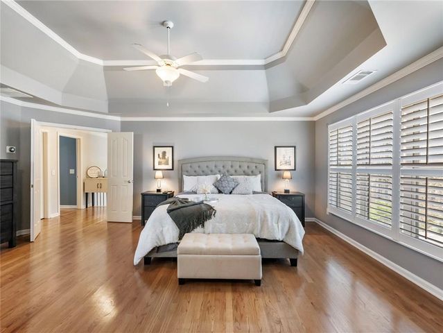 3926 Thompson Lake Drive, Buford, GA 30519