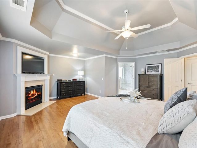 3926 Thompson Lake Drive, Buford, GA 30519