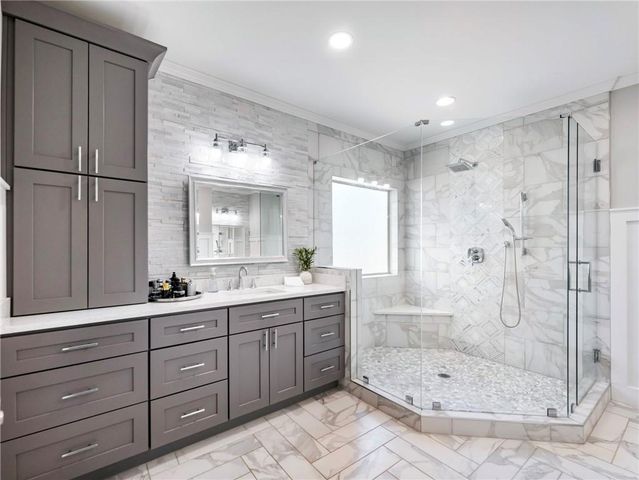 3926 Thompson Lake Drive, Buford, GA 30519