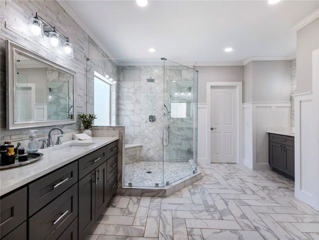 3926 Thompson Lake Drive, Buford, GA 30519