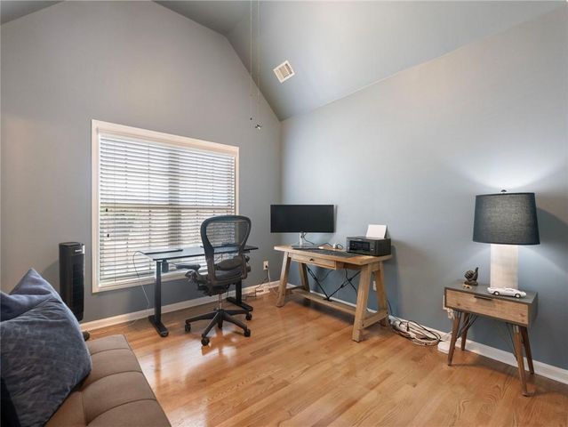 3926 Thompson Lake Drive, Buford, GA 30519