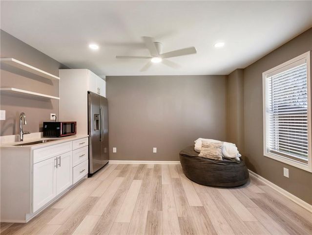 3926 Thompson Lake Drive, Buford, GA 30519