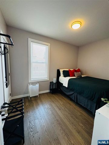 248 Prospect Avenue 2nd floor, Bayonne, NJ 07002