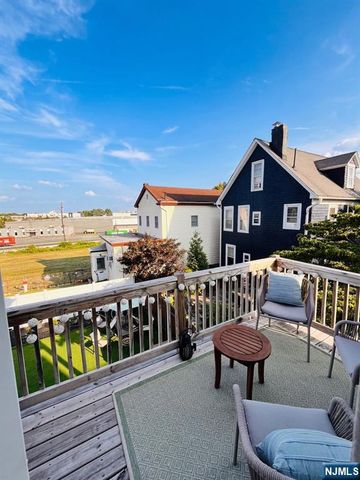 248 Prospect Avenue 2nd floor, Bayonne, NJ 07002