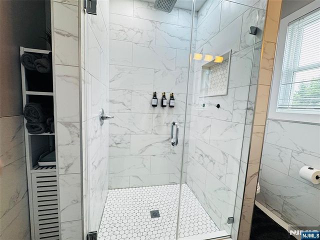 248 Prospect Avenue 2nd floor, Bayonne, NJ 07002