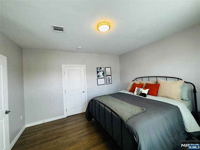 248 Prospect Avenue 2nd floor, Bayonne, NJ 07002