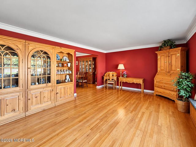 11 Glenmere Place, Old Bridge, NJ 08857