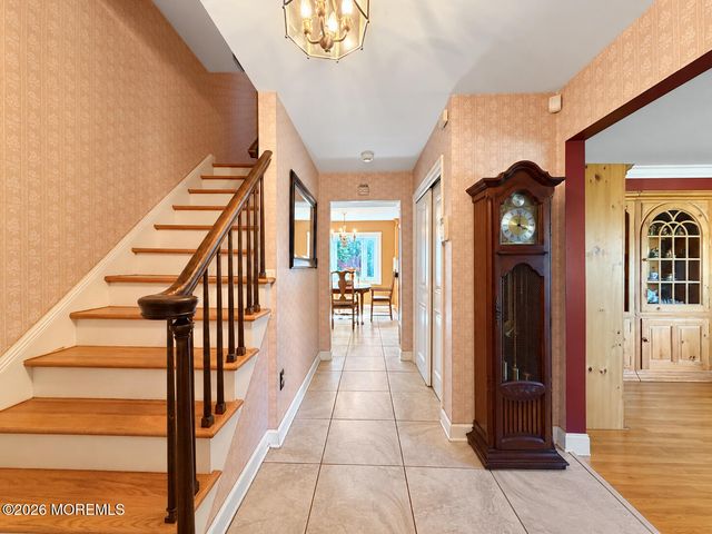 11 Glenmere Place, Old Bridge, NJ 08857