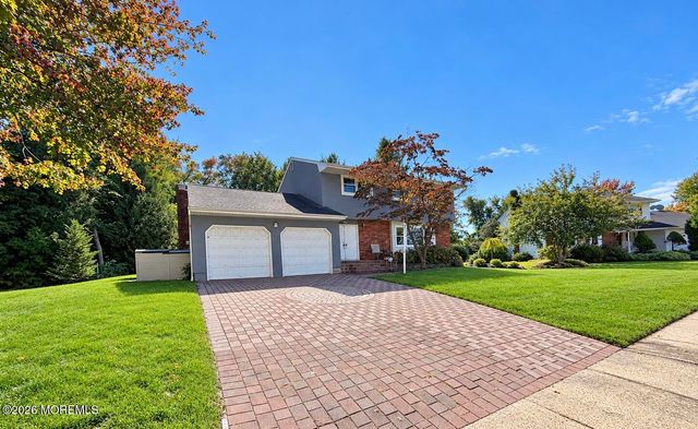 11 Glenmere Place, Old Bridge, NJ 08857