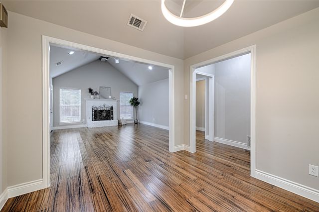 2831 Silverspring Road, Carrollton, TX 75006