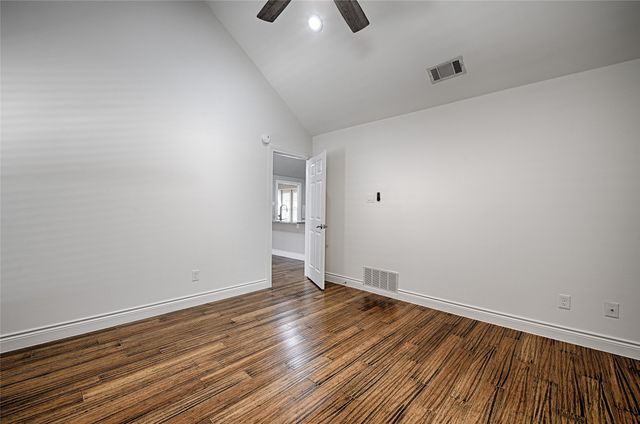 2831 Silverspring Road, Carrollton, TX 75006