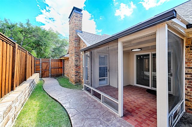 2831 Silverspring Road, Carrollton, TX 75006