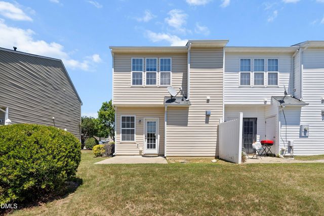 8309 Glenwood Springs Court, Raleigh, NC 27616