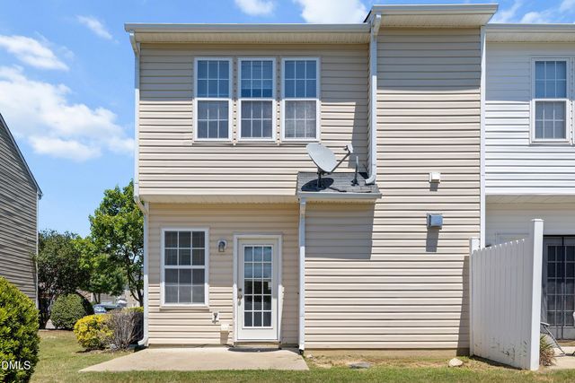 8309 Glenwood Springs Court, Raleigh, NC 27616