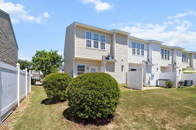 8309 Glenwood Springs Court, Raleigh, NC 27616