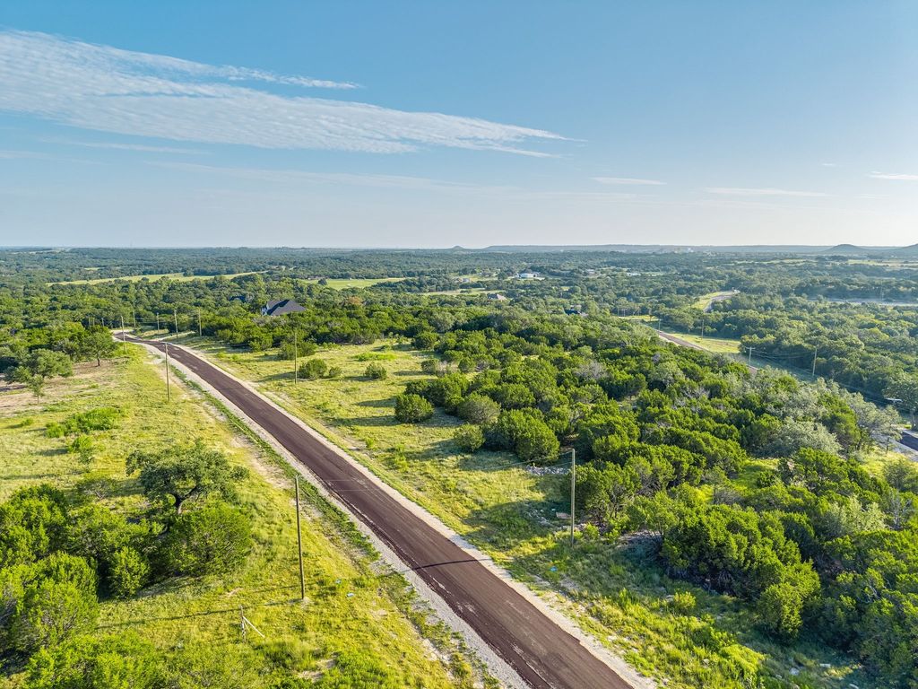 1086 Creek Crossing Road, Nemo, TX 76070