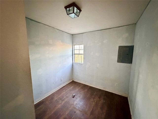 336 Paddock Drive, Mabank, TX 75156