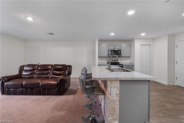 2706 9th ST SW, Lehigh Acres, FL 33976