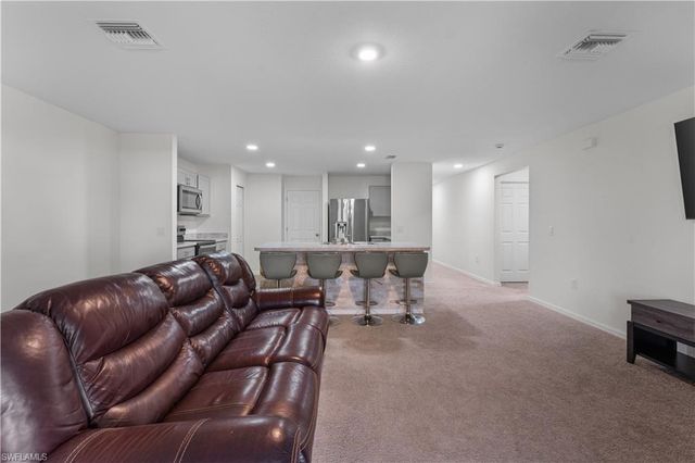 2706 9th ST SW, Lehigh Acres, FL 33976