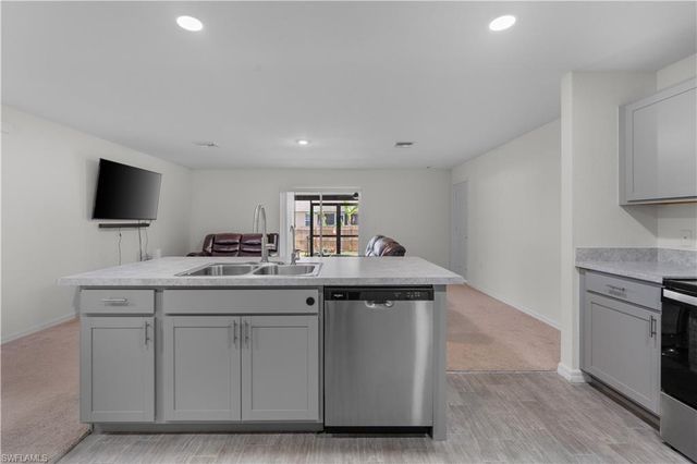 2706 9th ST SW, Lehigh Acres, FL 33976