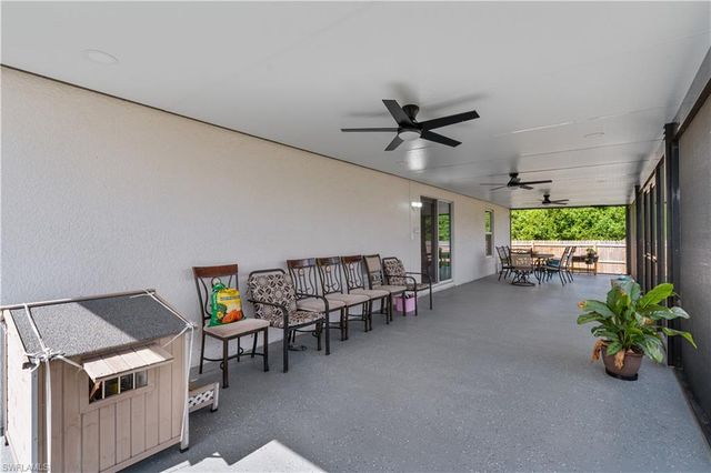 2706 9th ST SW, Lehigh Acres, FL 33976