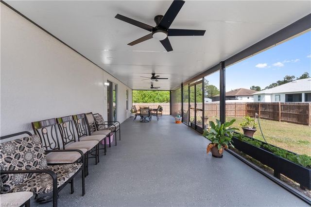 2706 9th ST SW, Lehigh Acres, FL 33976