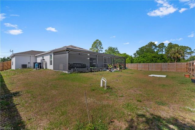 2706 9th ST SW, Lehigh Acres, FL 33976