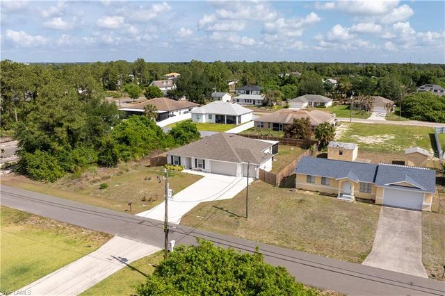 2706 9th ST SW, Lehigh Acres, FL 33976