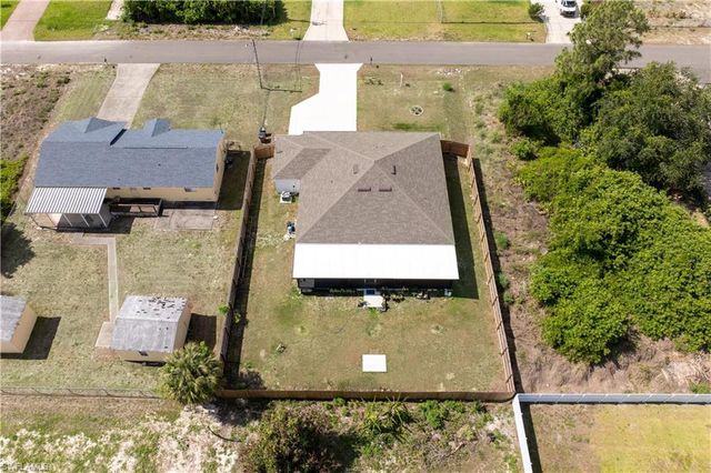 2706 9th ST SW, Lehigh Acres, FL 33976
