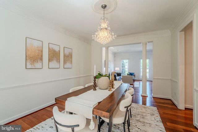 4907 ELSA CT, Fairfax, VA 22030
