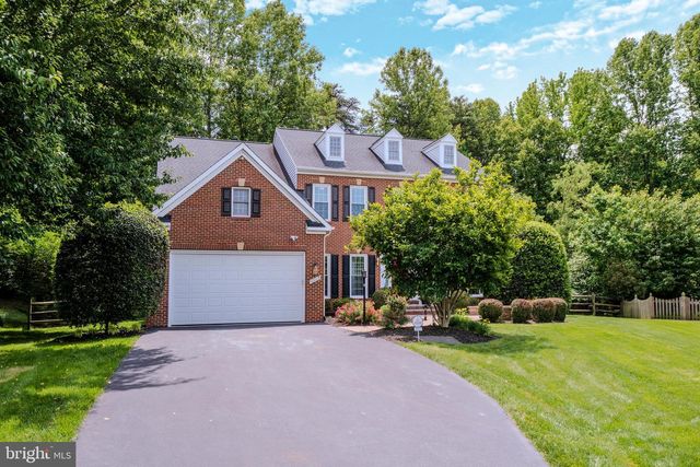 4907 ELSA CT, Fairfax, VA 22030