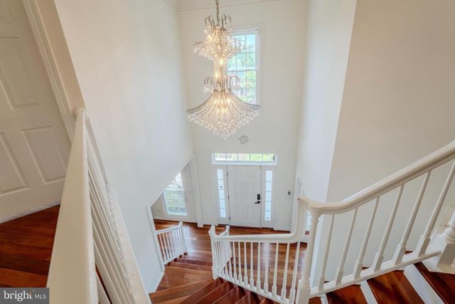 4907 ELSA CT, Fairfax, VA 22030