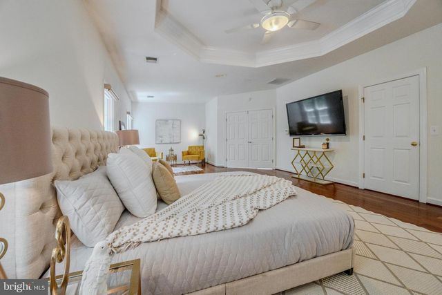 4907 ELSA CT, Fairfax, VA 22030