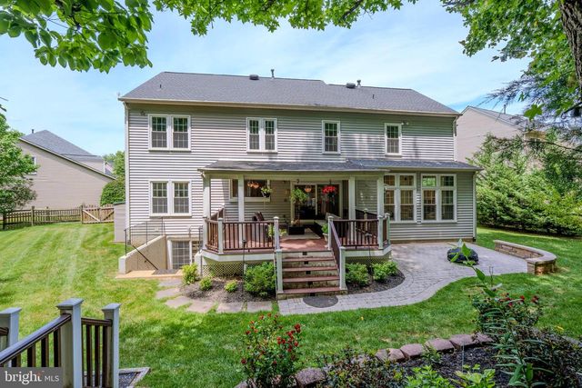 4907 ELSA CT, Fairfax, VA 22030