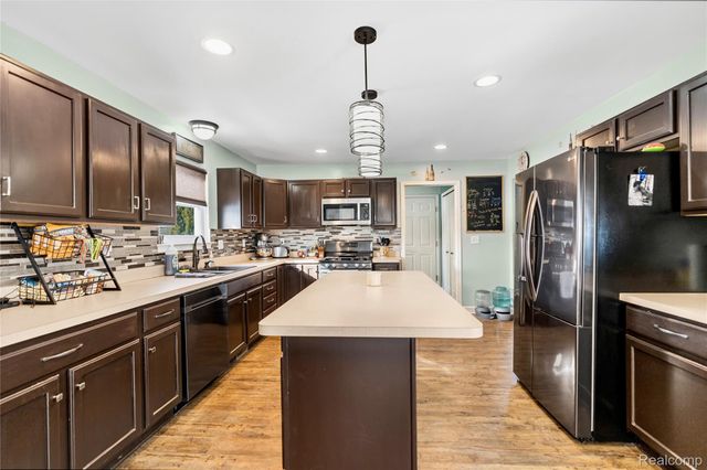 2238 Antrim Court, Davison Township, MI 48423