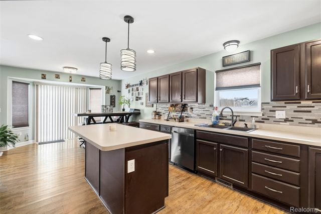 2238 Antrim Court, Davison Township, MI 48423