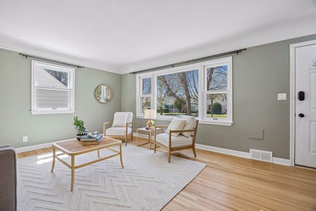 5537 Nokomis Avenue, Minneapolis, MN 55417