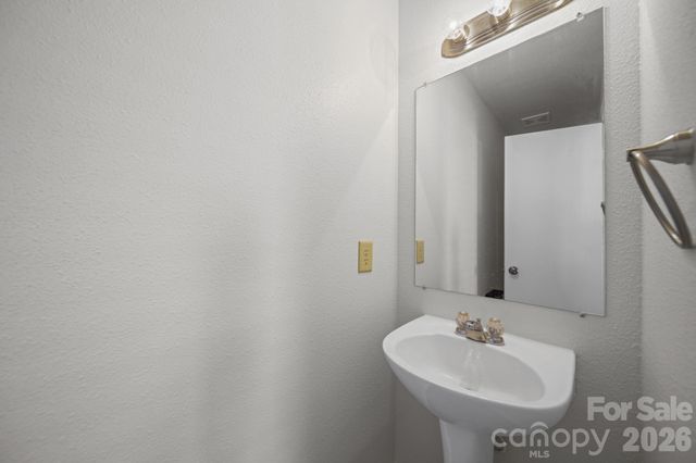 1602 Matthew Allen Circle, Kannapolis, NC 28081