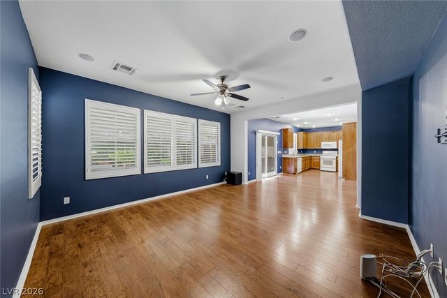 1129 Dunrobin Garden Street, Henderson, NV 89002