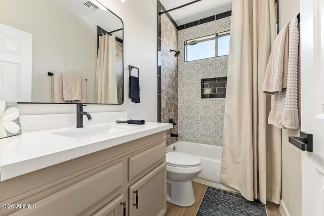 4694 E MIA Court, Gilbert, AZ 85298