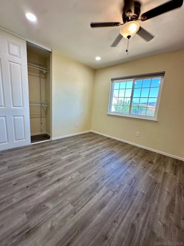 11377 Volans St, San Diego, CA 92126