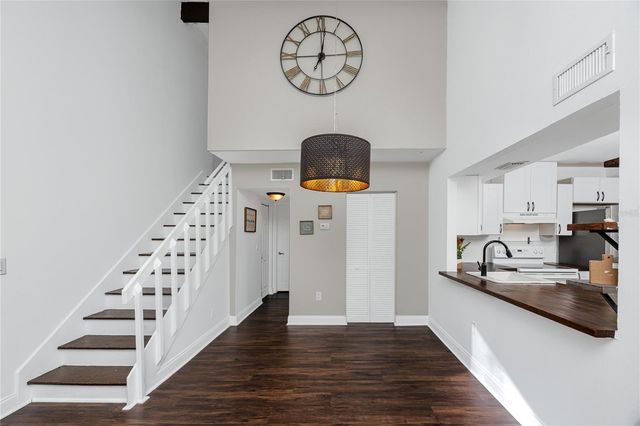 2095 SUNSET POINT ROAD 2504, Clearwater, FL 33765