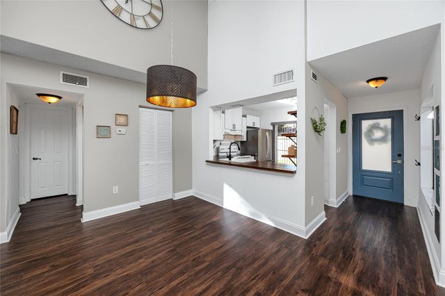 2095 SUNSET POINT ROAD 2504, Clearwater, FL 33765