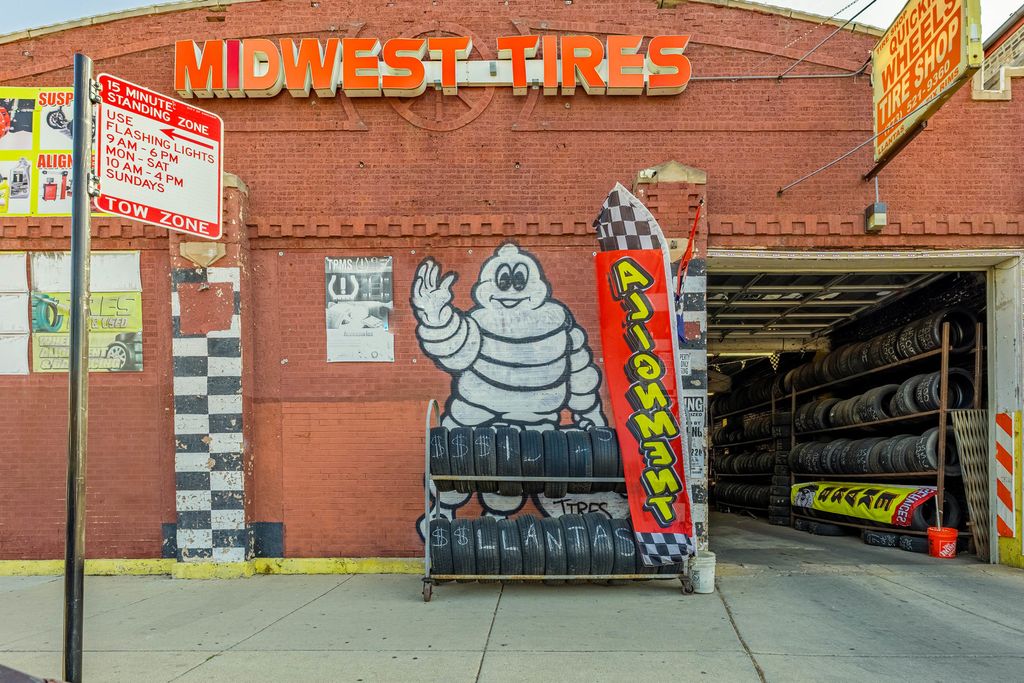 2447 S Pulaski Road, Chicago, IL 60623