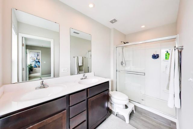 470 E Meadowdale Circle, Hampshire, IL 60140