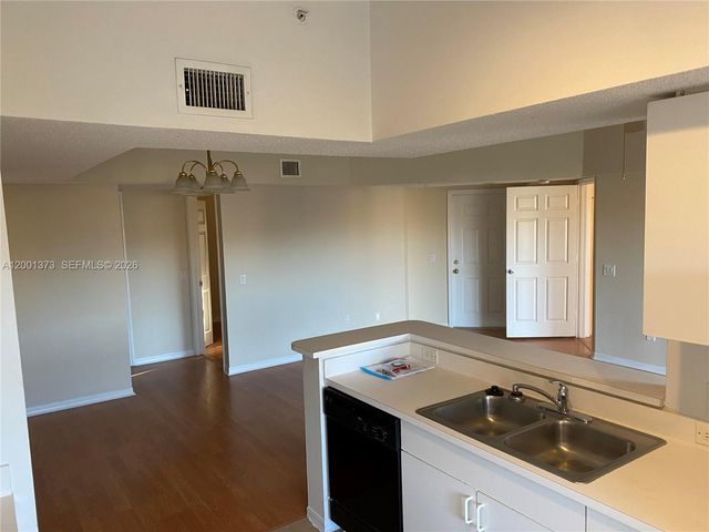 9645 NW 1st Court 1302, Pembroke Pines, FL 33024