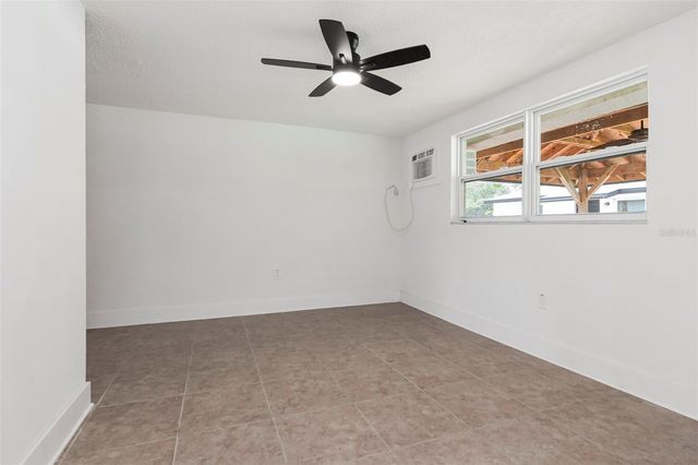 6713 S KISSIMMEE STREET, Tampa, FL 33616