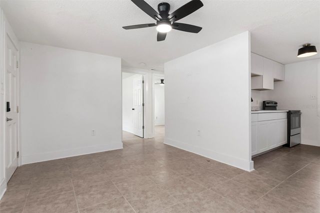 6713 S KISSIMMEE STREET, Tampa, FL 33616